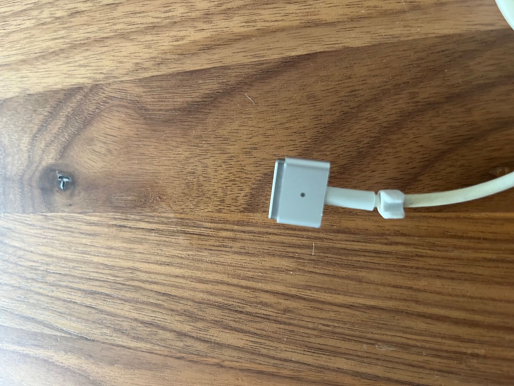 Apple Ladegerät: Apple MagSafe 2, 45 W, like New – Gebraucht aus Zürich von jao_99x6 1