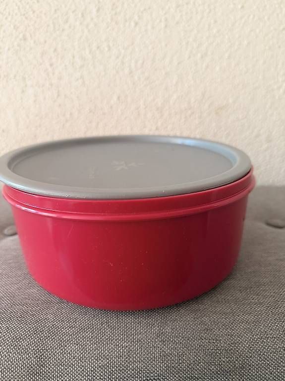 Behälter & Ähnliches: Tupperware ClickPlus / Bingo Vorratsdose pink-grau  neu – Gebraucht aus Bellikon von Schwoscht
