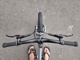 Early Rider Hellion 16 – Vélo enfant haut de gamme VTT