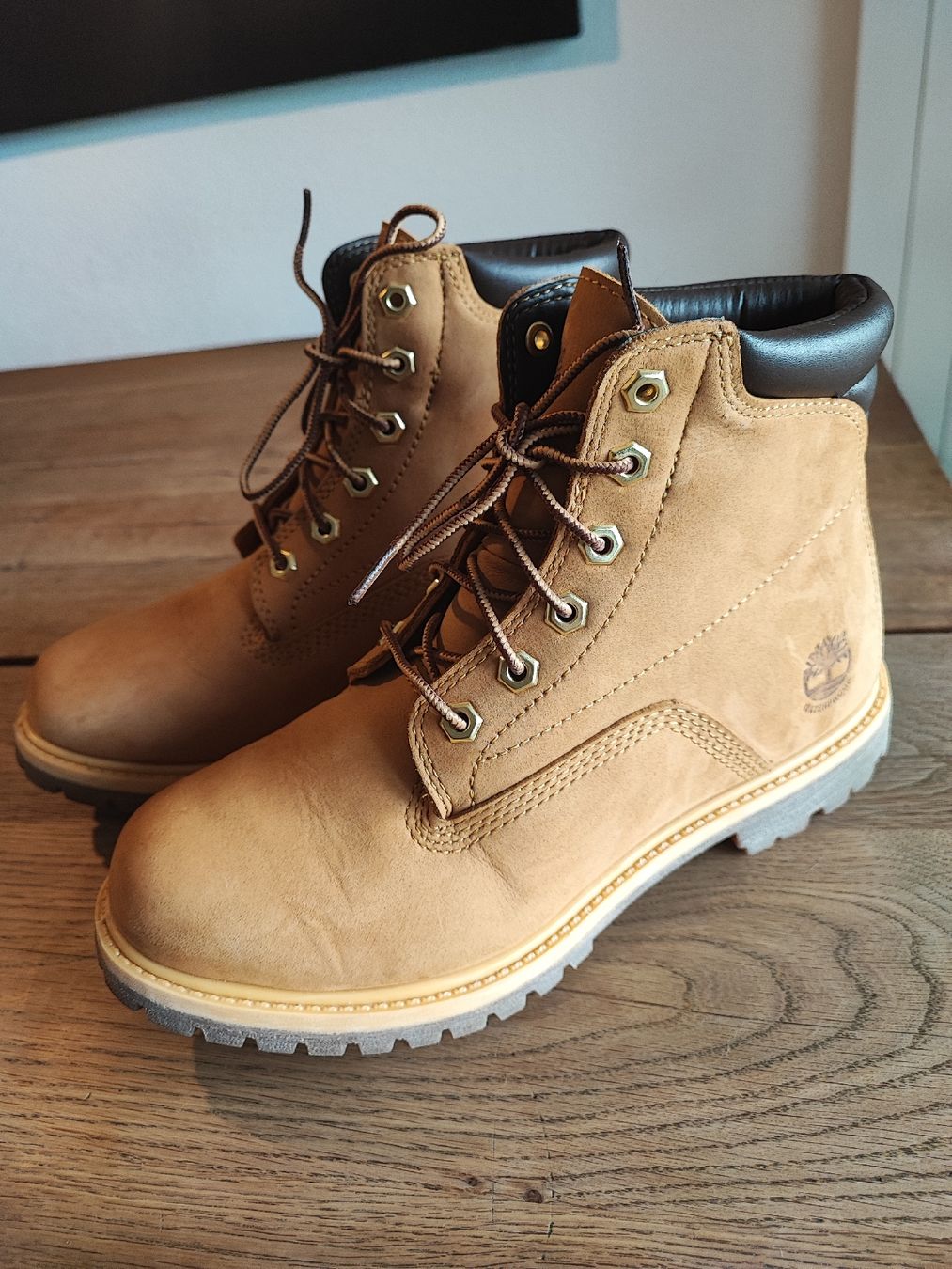 Timberland Scarpe da donna: Timberland Boots , Waterproof, Gr 39.5 – Nuovo (secondo la descrizione) da Hochdorf venduto da Idefixxx