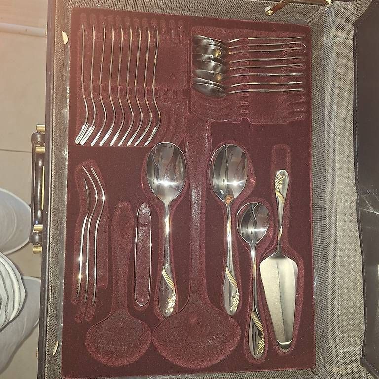 Solingen Bestecksets: Goldbesteck von Solingen – Neu (gemäss Beschreibung) aus Ermatingen von arr_7yxq 3
