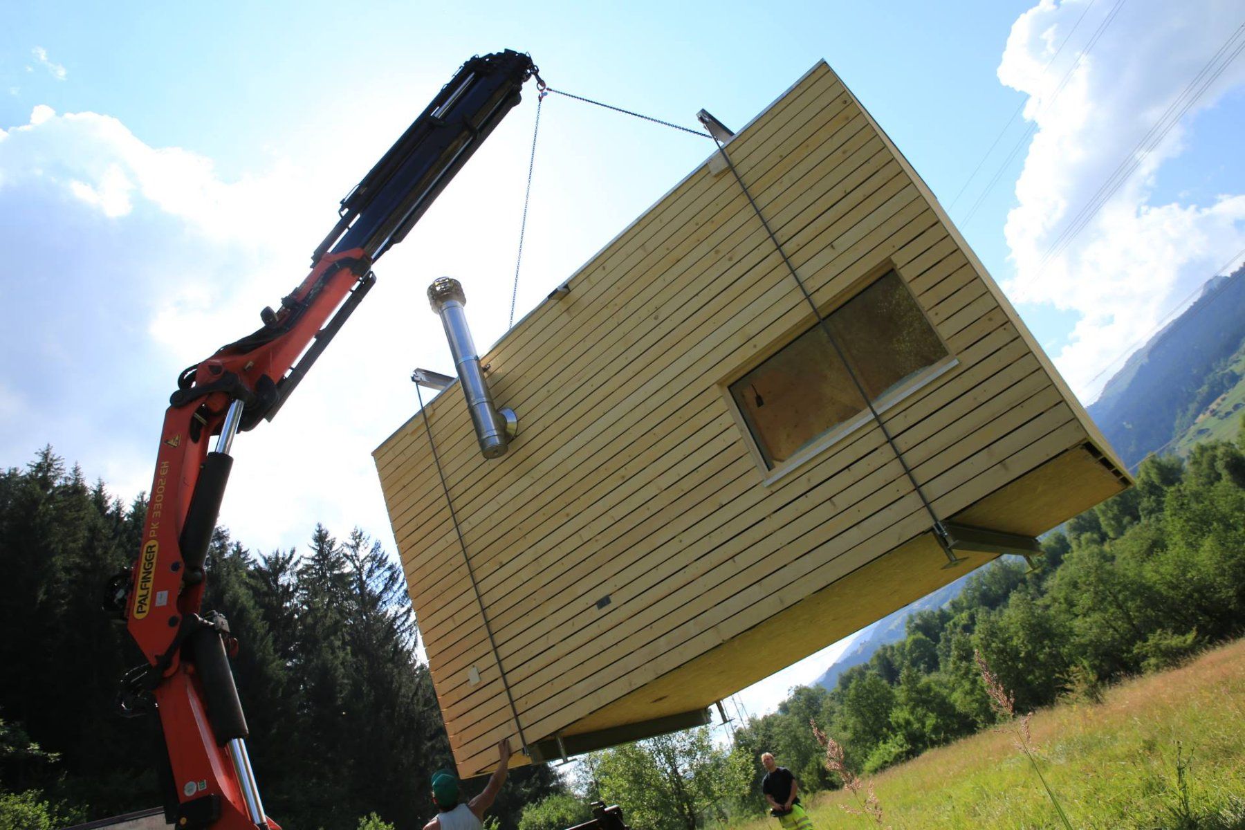 Mobilhome: Wohnbox / Tinyhouse aus Fichtenholz – Gebraucht aus Trun von T.MaissenSA 5