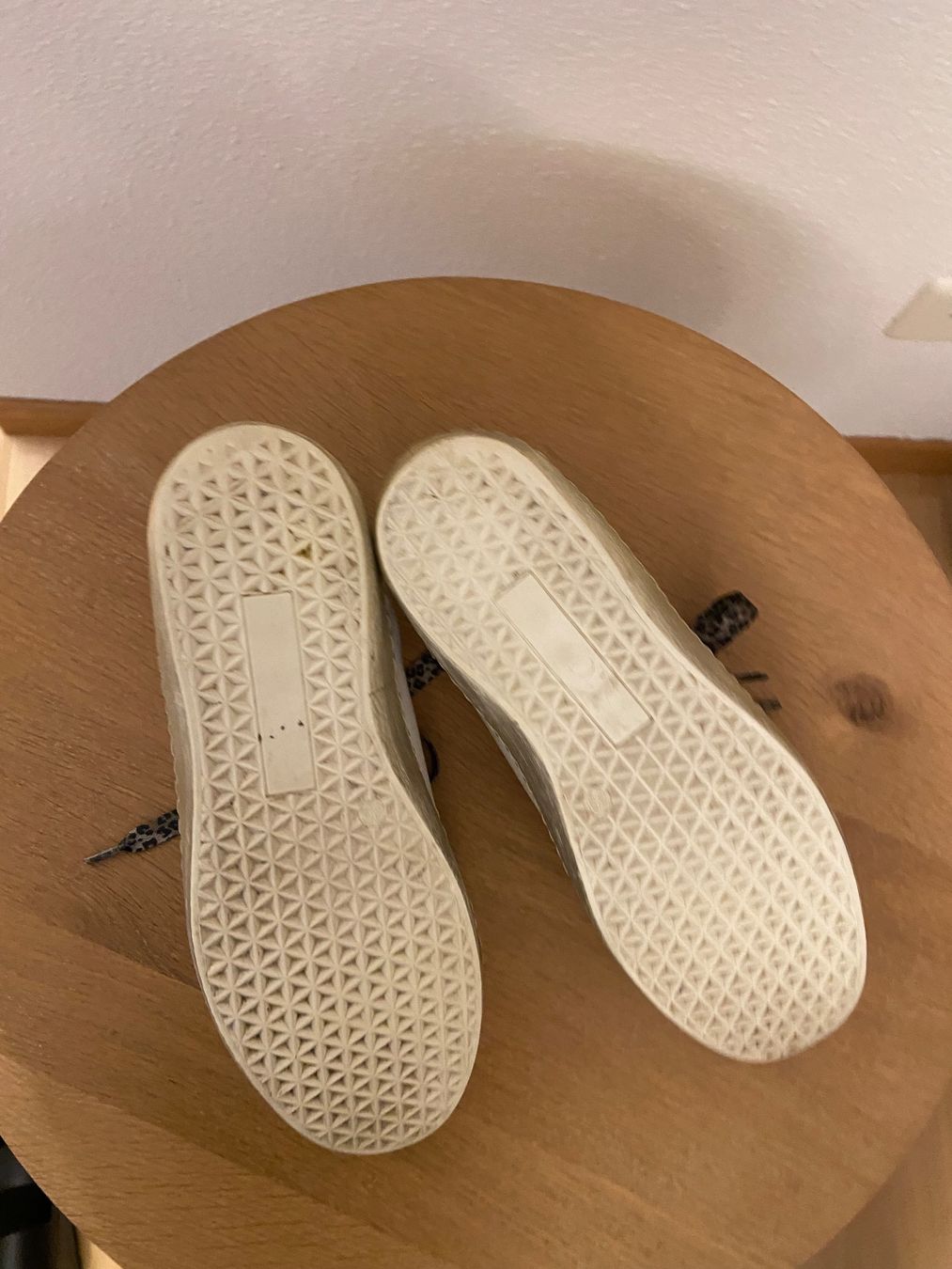 Scarpe da donna: Meline-Sneakers, Gr. 39 – Usato da Märstetten venduto da Elfe111 3