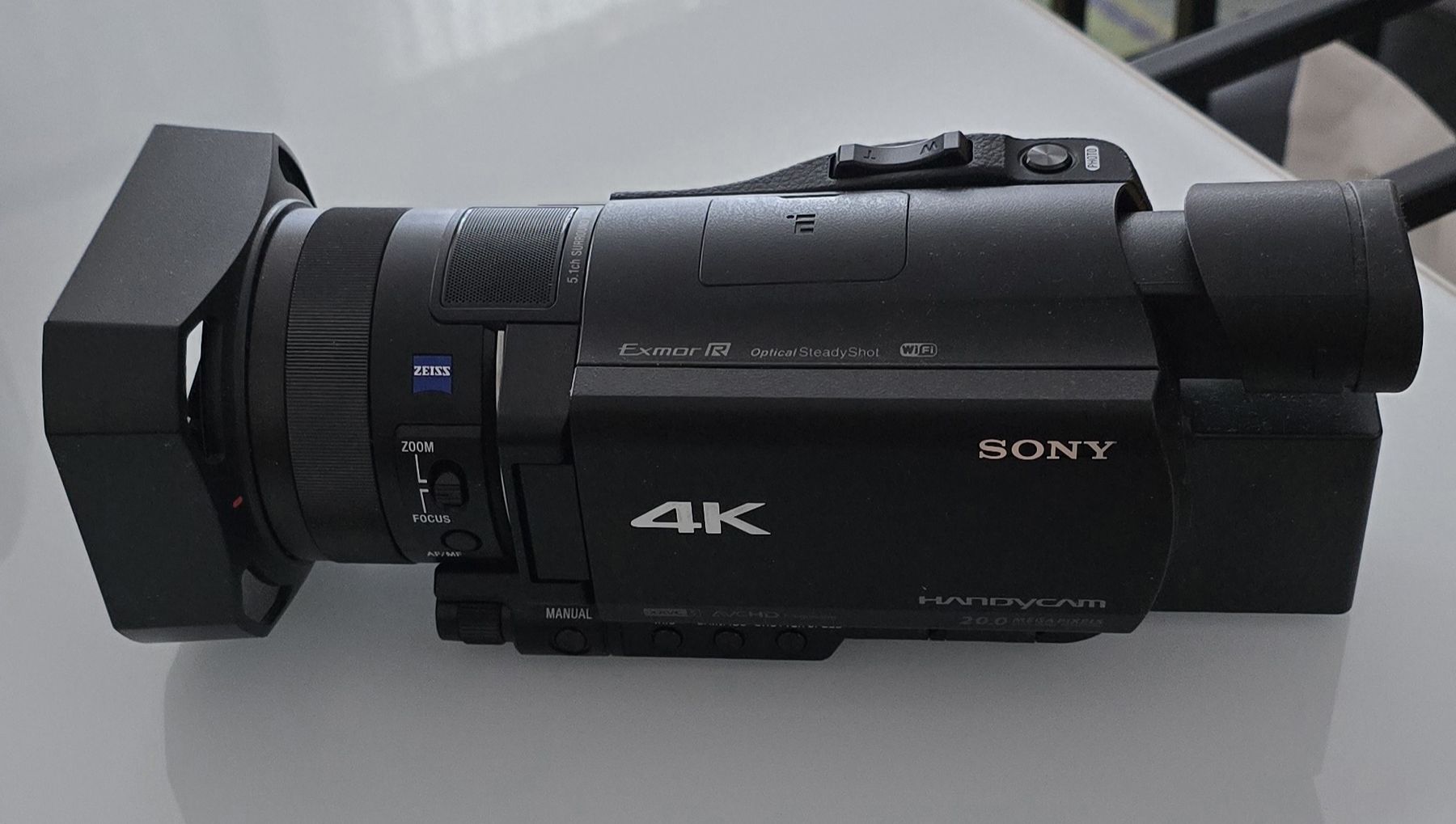 Sony Videocamere: Sony FDR-AX100 Camcorder  – Usato da Ostermundigen venduto da hansuelipeterli