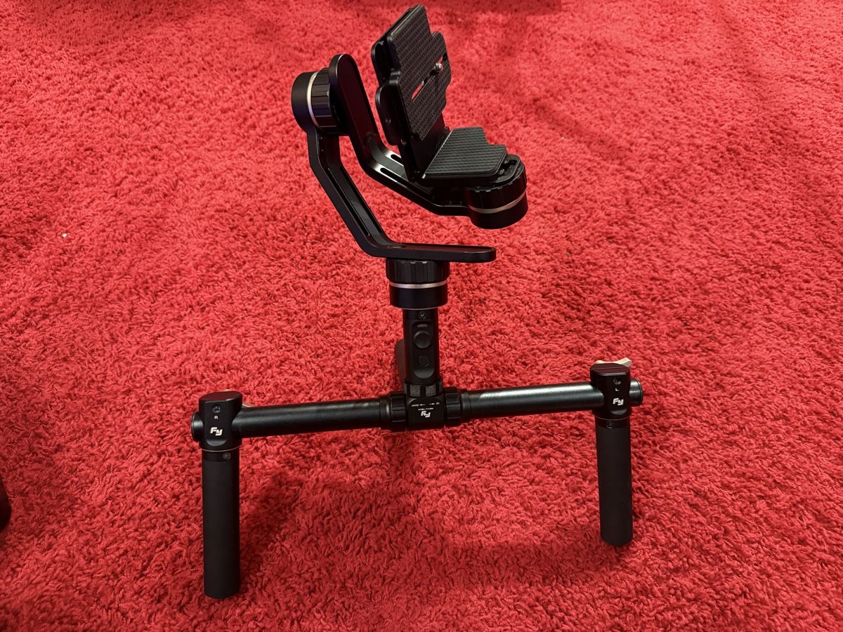 Treppiedi & Teste: Feiyu Tech MG v2 3-Achsen Gimbal – Usato da Unterengstringen venduto da Birchermuesli63 5