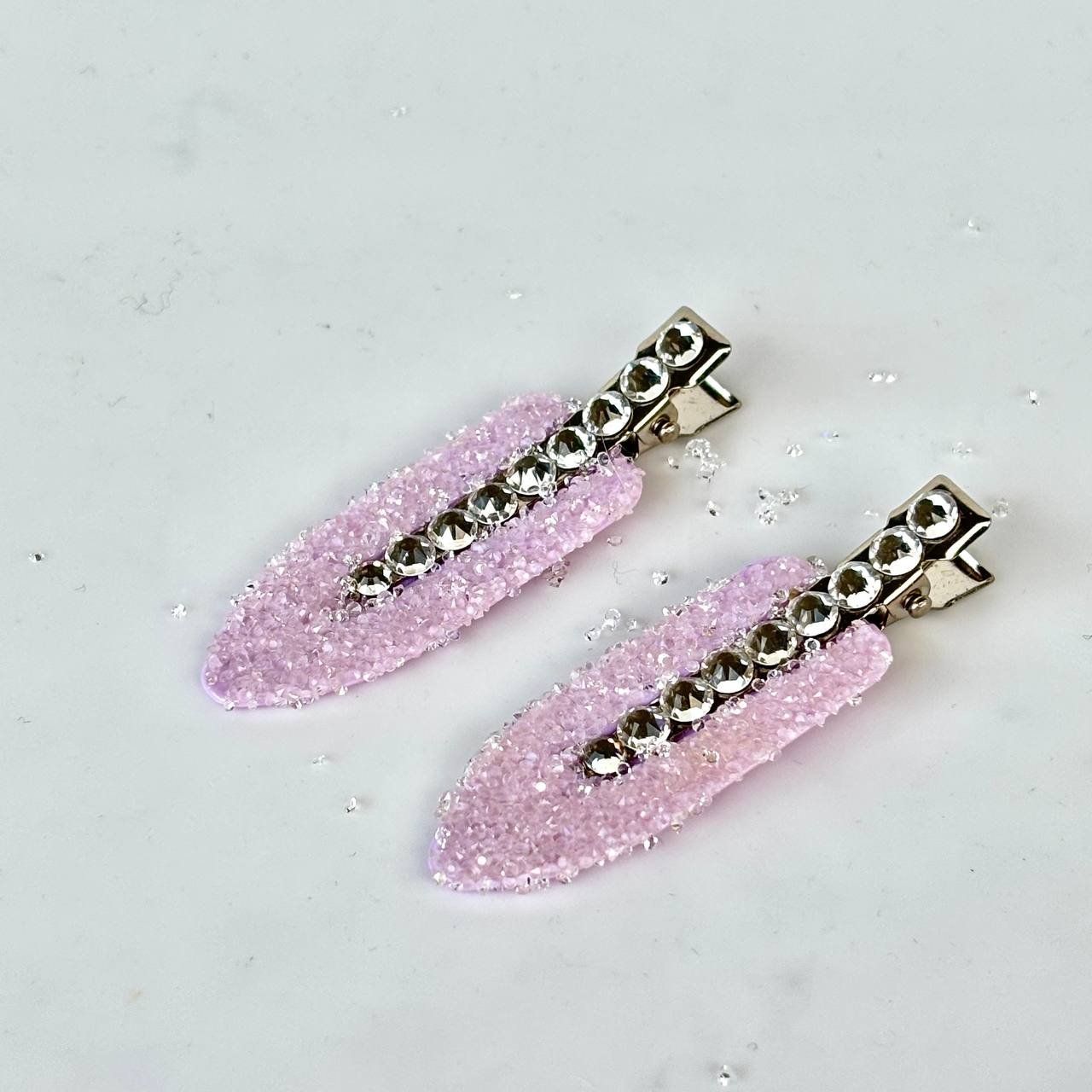 Accessori per capelli: Handgefertigte Haarspangen in Helllila mit Strass – Nuovo e nell'imballaggio originale da Küsnacht ZH venduto da hof_sdk9 1
