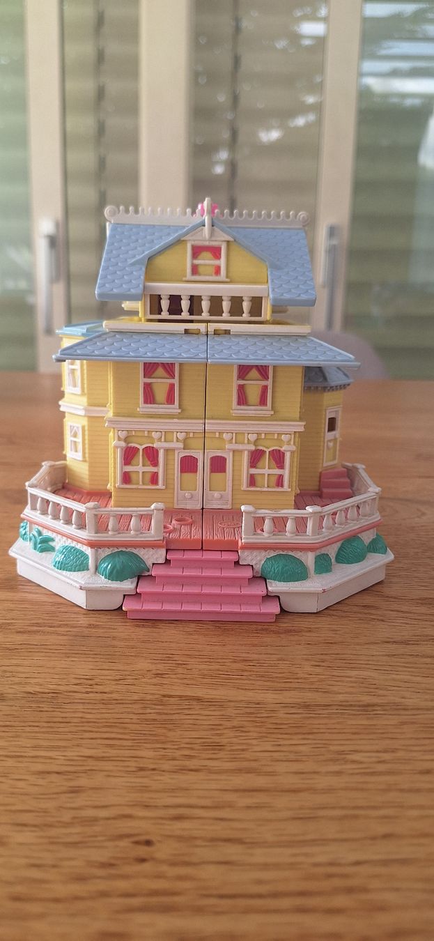 Polly Pocket Giocattoli: Polly Pocket Strandhaus – Usato da Gränichen venduto da Blt5