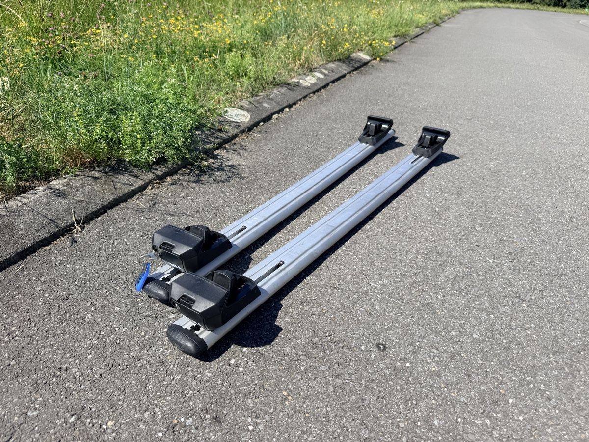 Thule Barres de toit: Thule WingBar Evo 127 Dachträger – D'occasion à Adligenswil par anvil3001 3