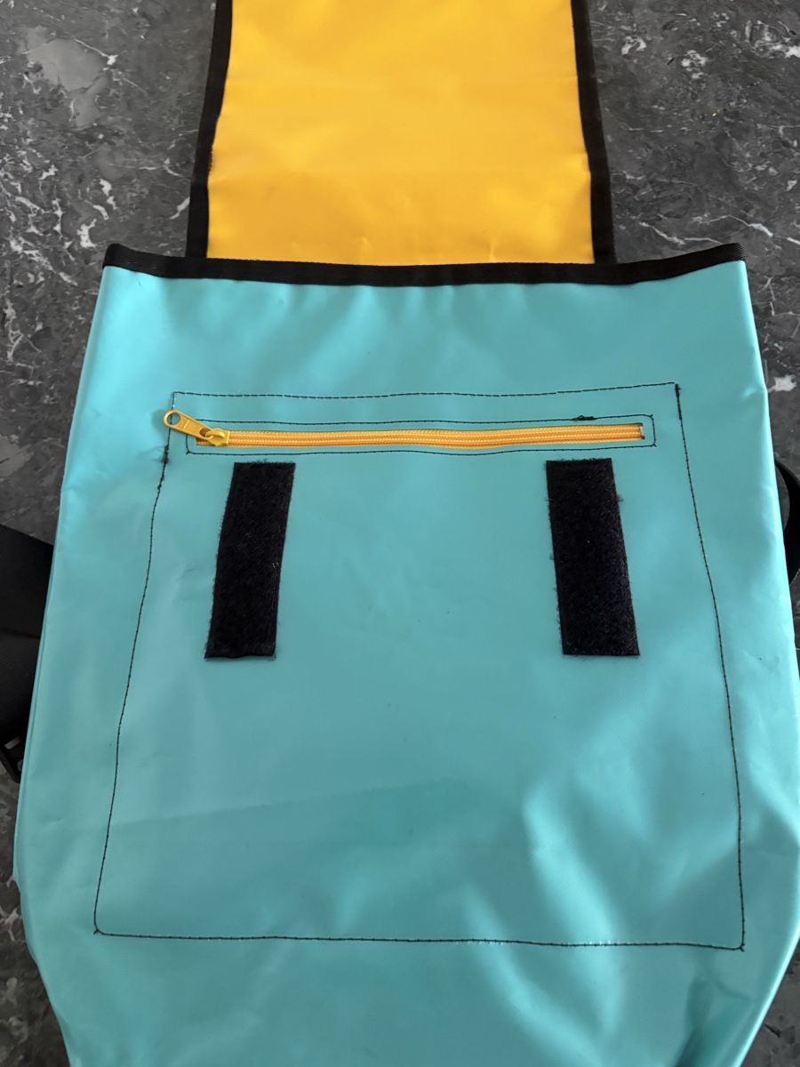 Zaini: Rucksack mit U / türkis / plastifizierte Plane – Nuovo (secondo la descrizione) da Fehraltorf venduto da SuperCaliFragi 3