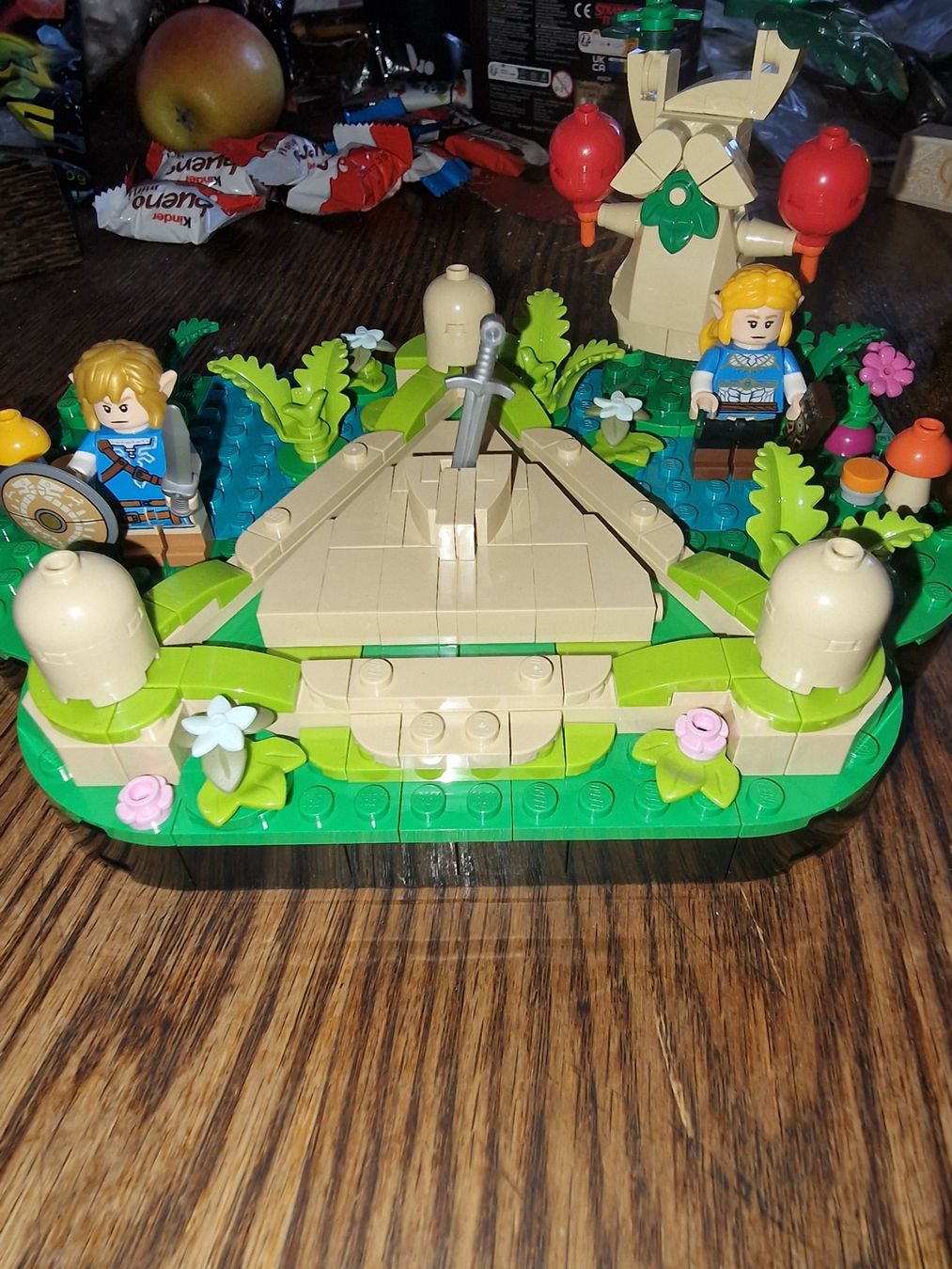 Lego Giocattoli: Lego set Deku Baum. Schwertaltar mit Link und Zelda. – Usato da wünnewil venduto da mar_f2z8