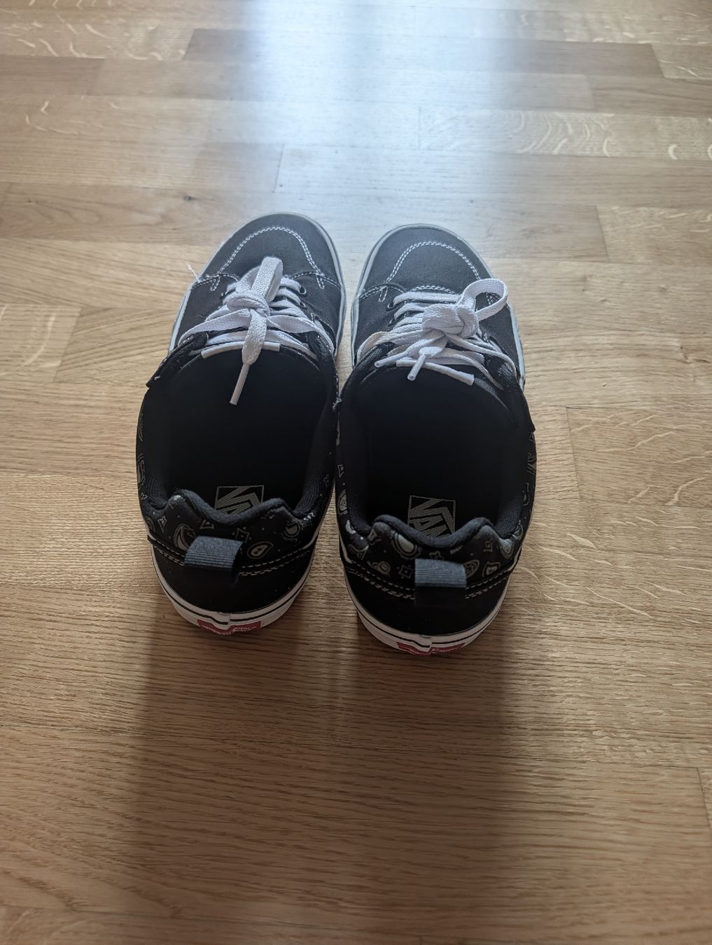 Vans Scarpe da uomo: Vans size 44 – Usato da Zürich venduto da CG_8 2