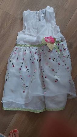Festliches Kleid 110