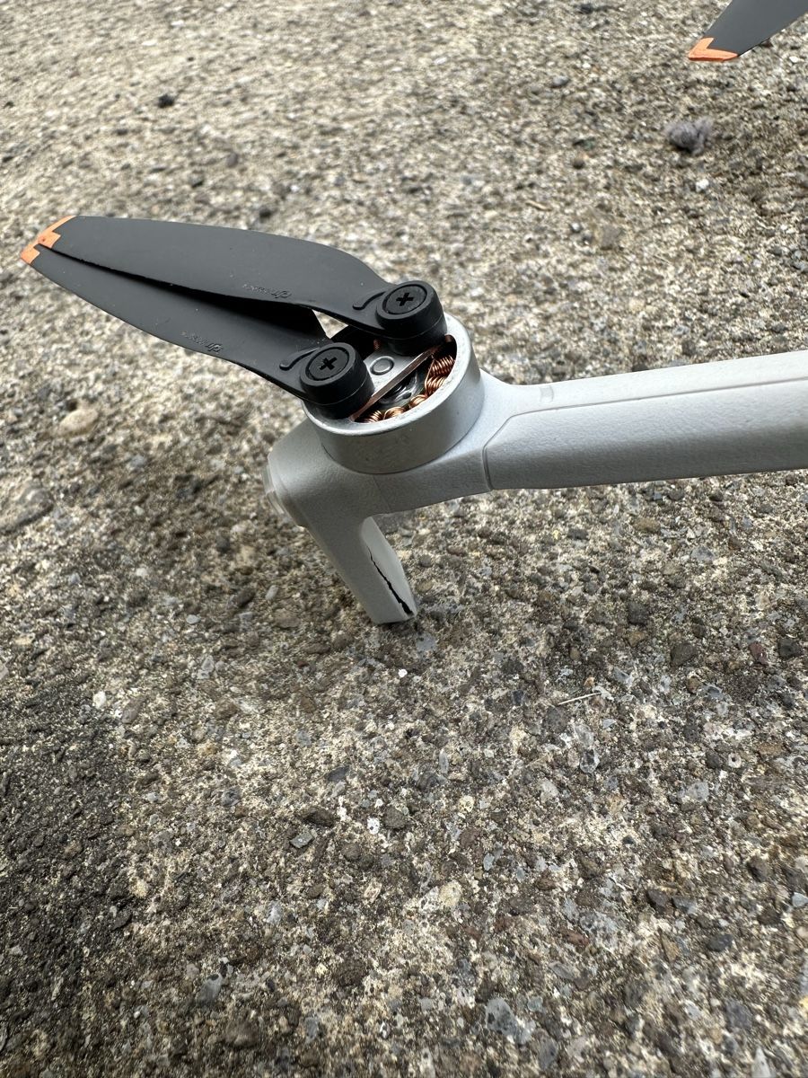 DJI Modellismo RC: Dji mini 3 defekt – Difettoso da Dübendorf venduto da Mangia14 1