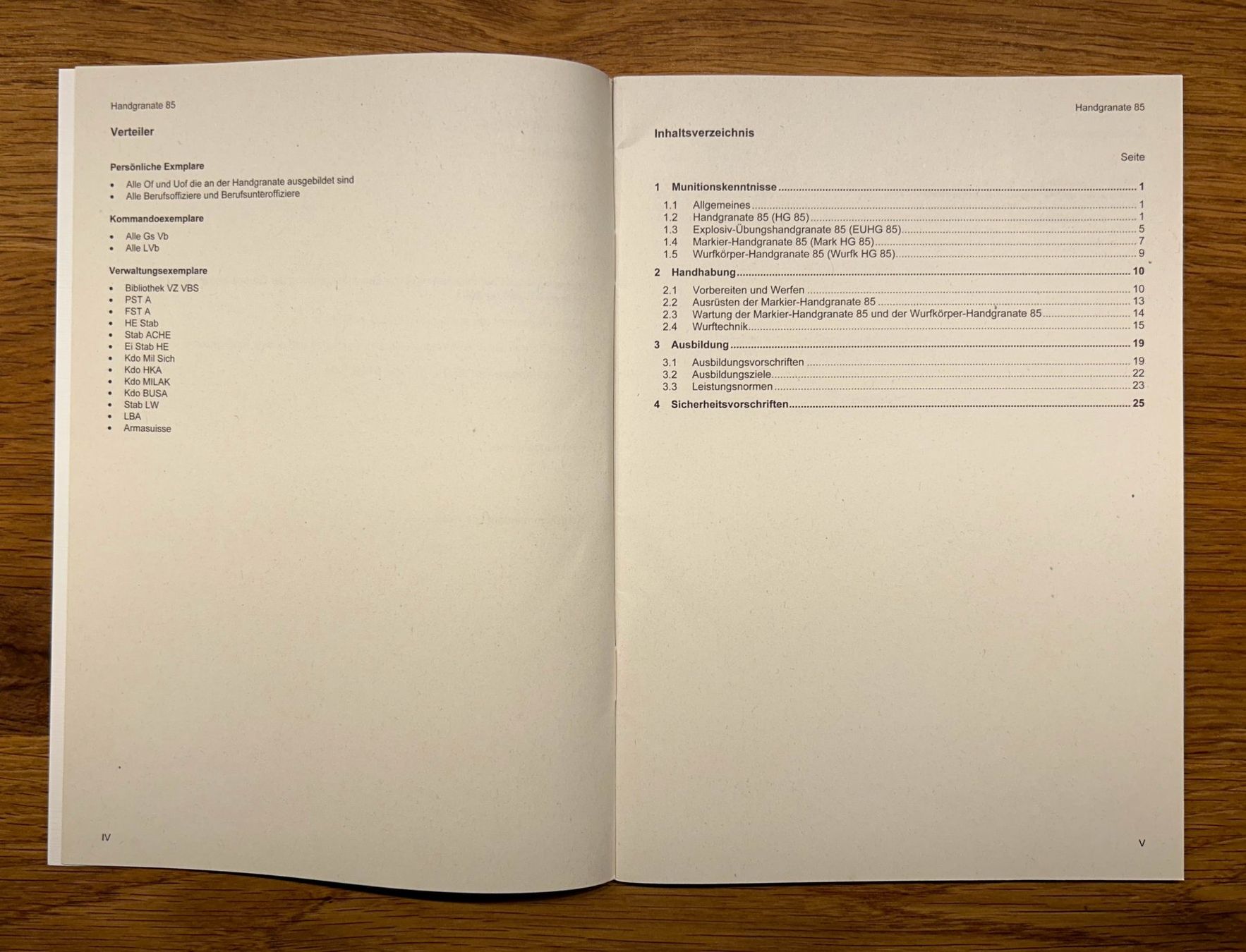 Libri: Regl 53.107 d Handgranate 85 – Nuovo (secondo la descrizione) da Geuensee venduto da M1812 1