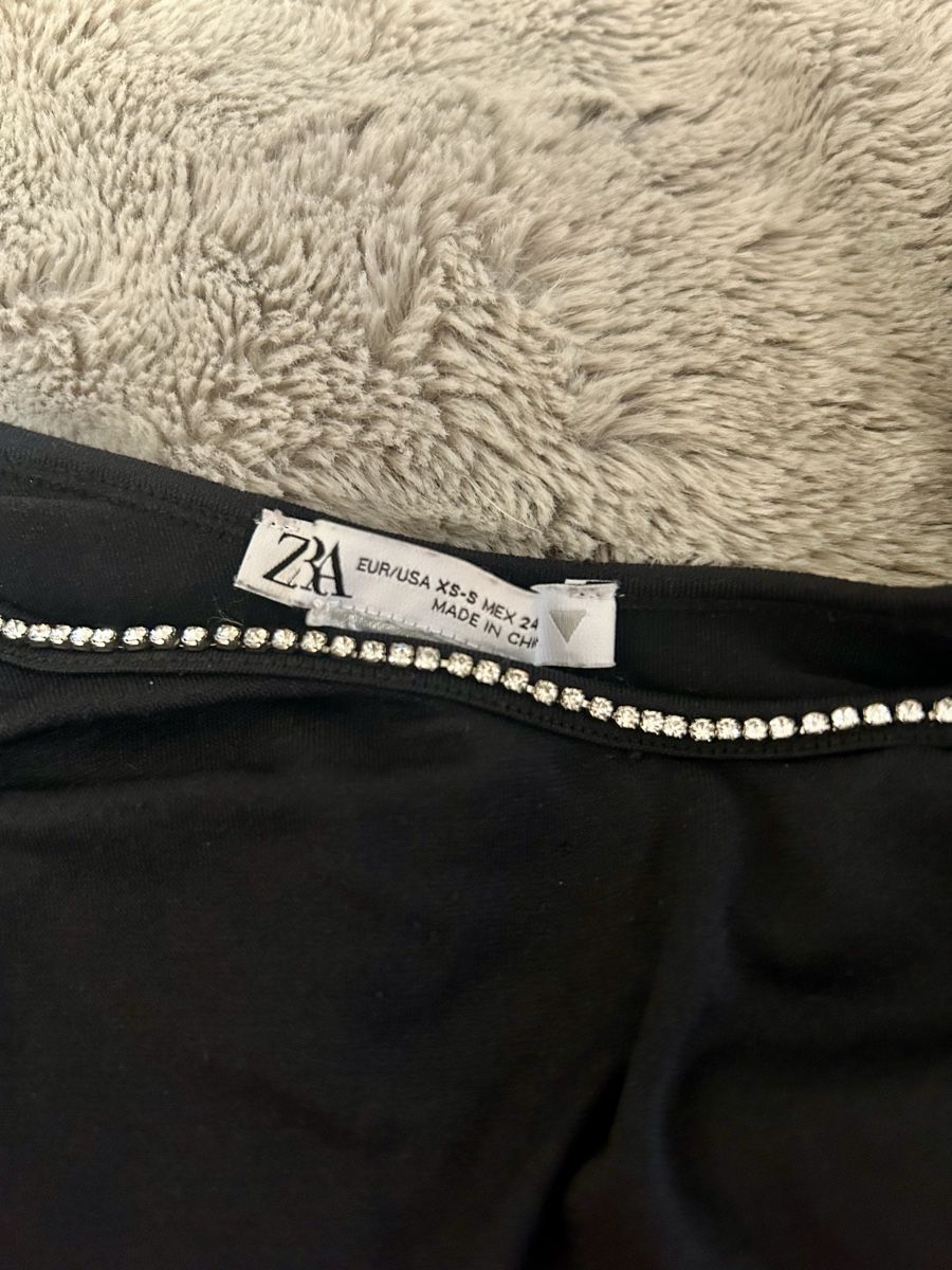 Zara Tops: Zara Crop Top – Neu (gemäss Beschreibung) aus Egerkingen von thelifeofpablo 1