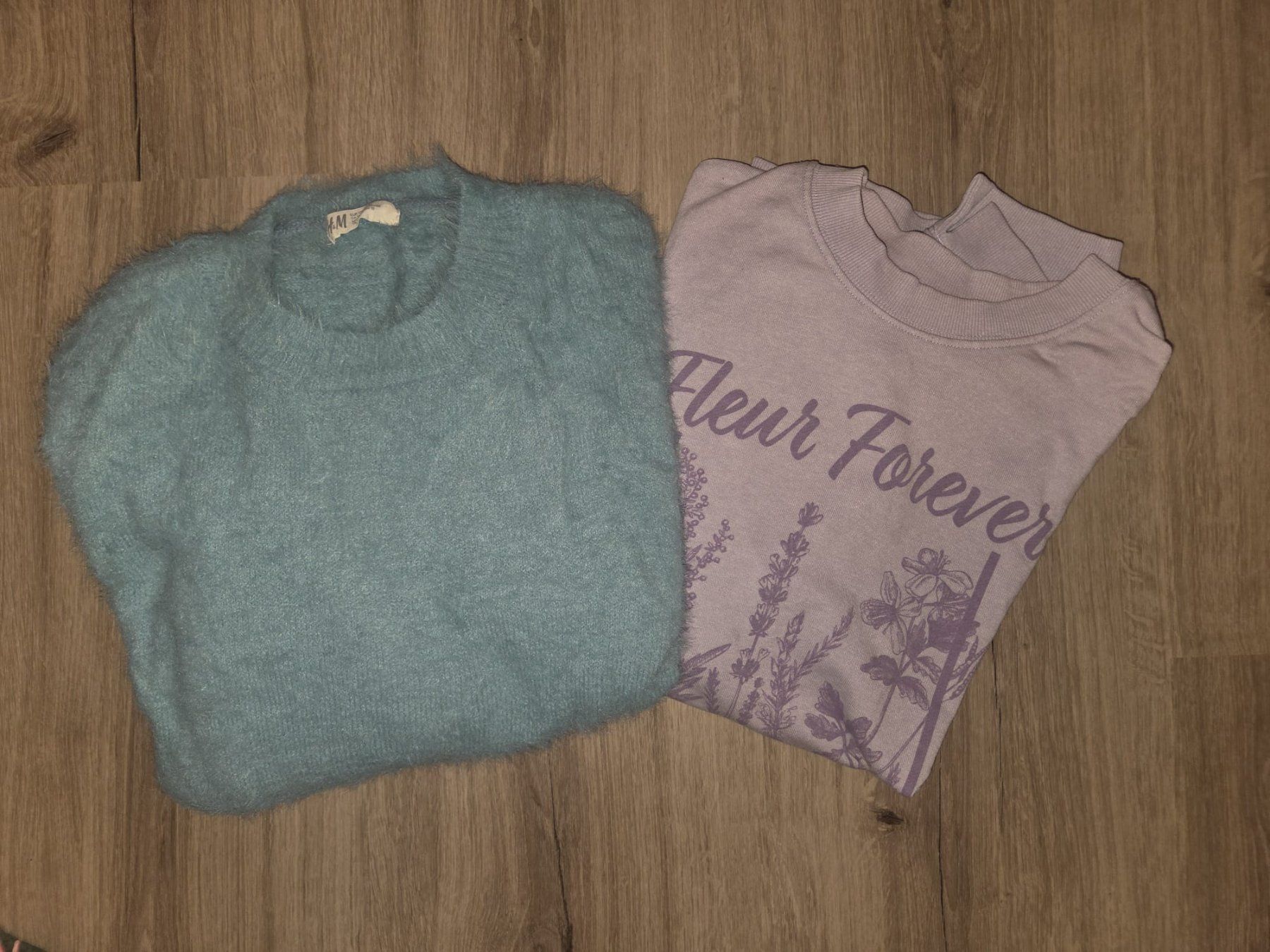 Maglioni & Felpe: Pullover blau und lila gebraucht – Usato da Bottenwil venduto da huber_97
