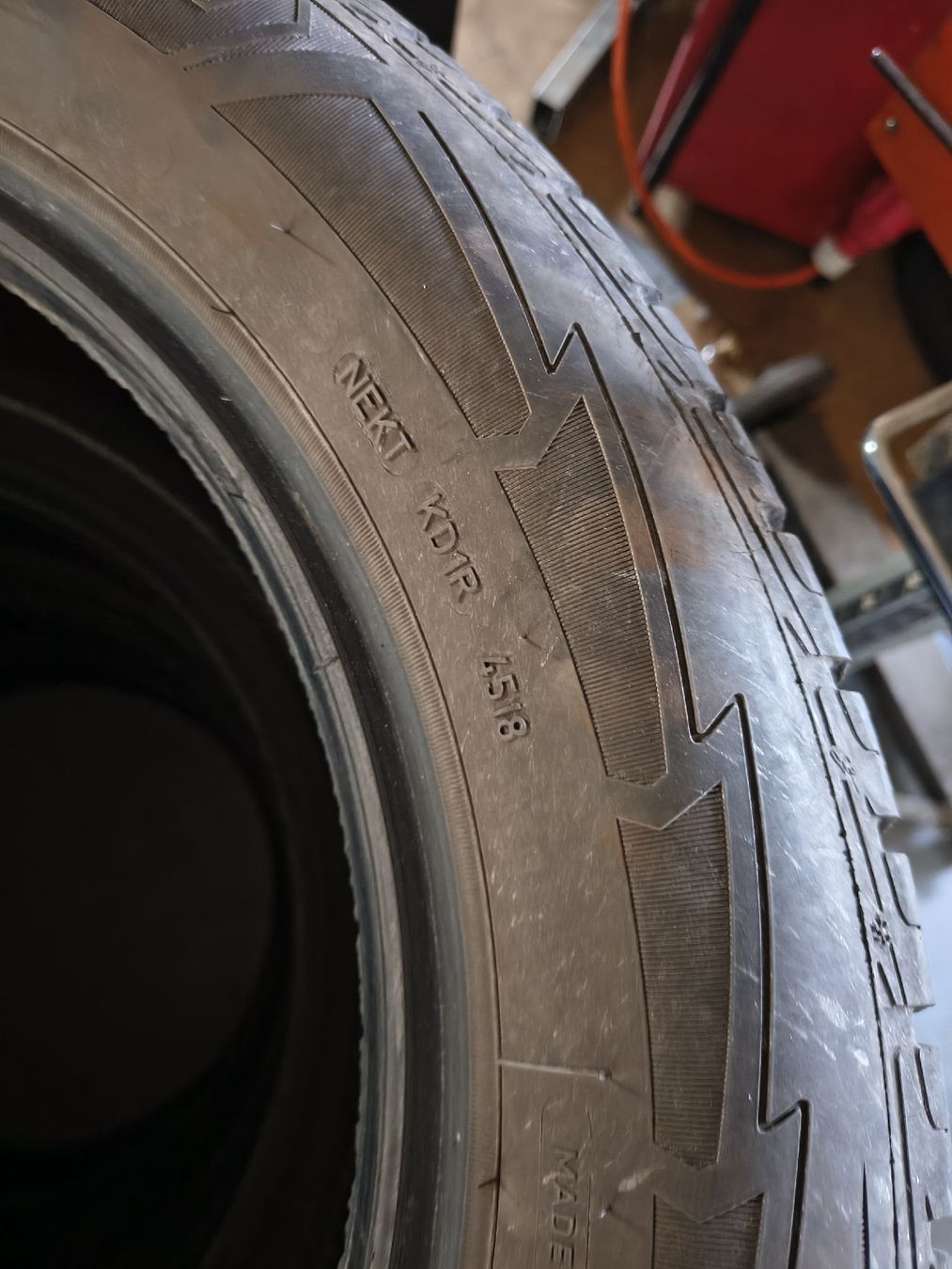 Pneumatici & Ruote complete: Goodyear 215/60R17 96H – Usato da Volketswil venduto da wrrhx 4