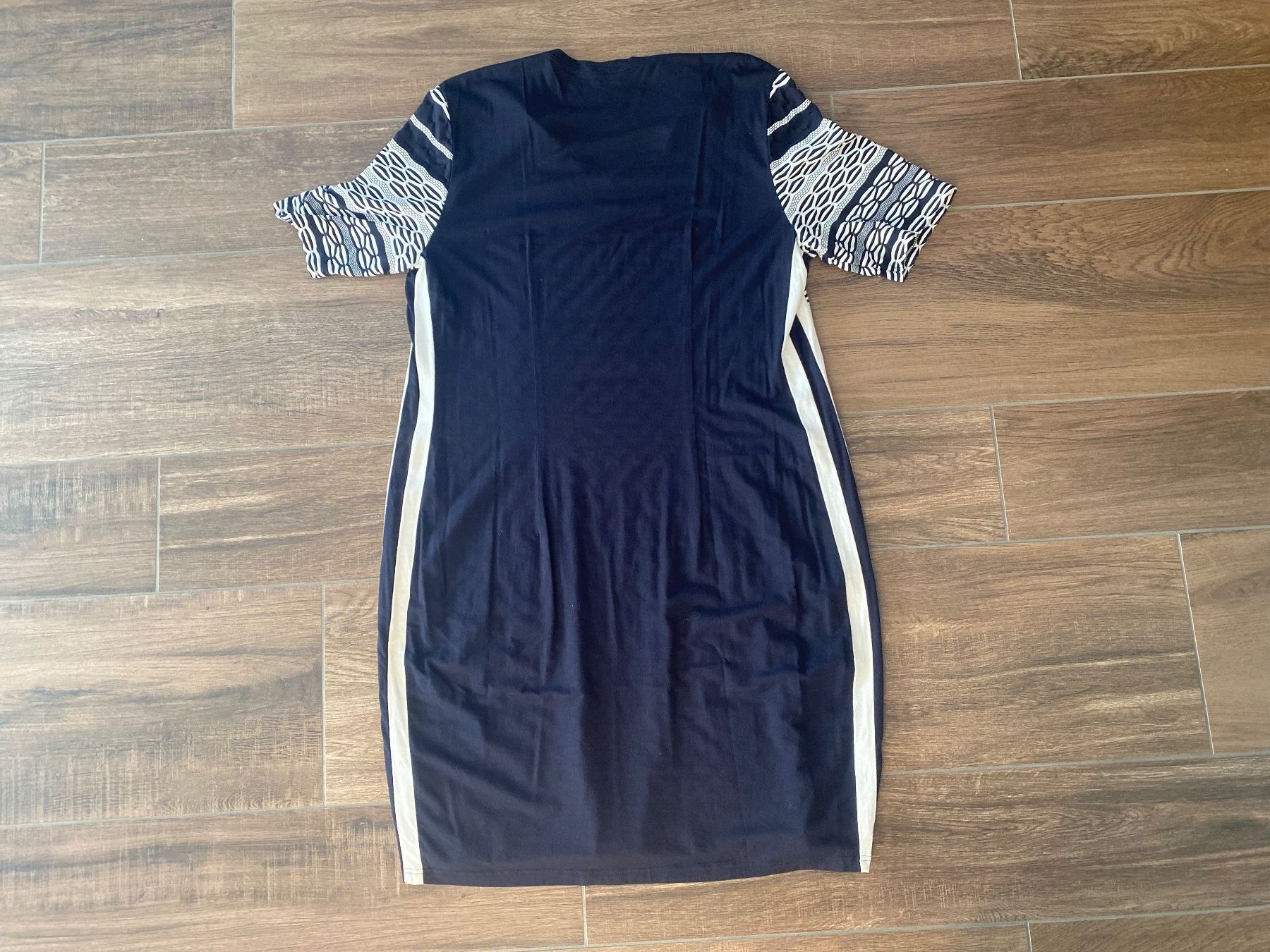 Kleider: Seidel Kleid blau weiss Gr. 44 – Gebraucht aus Arlesheim von san_w9vr 1