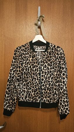 🐆 Satinblouson in Leo-Print Grösse S🐆