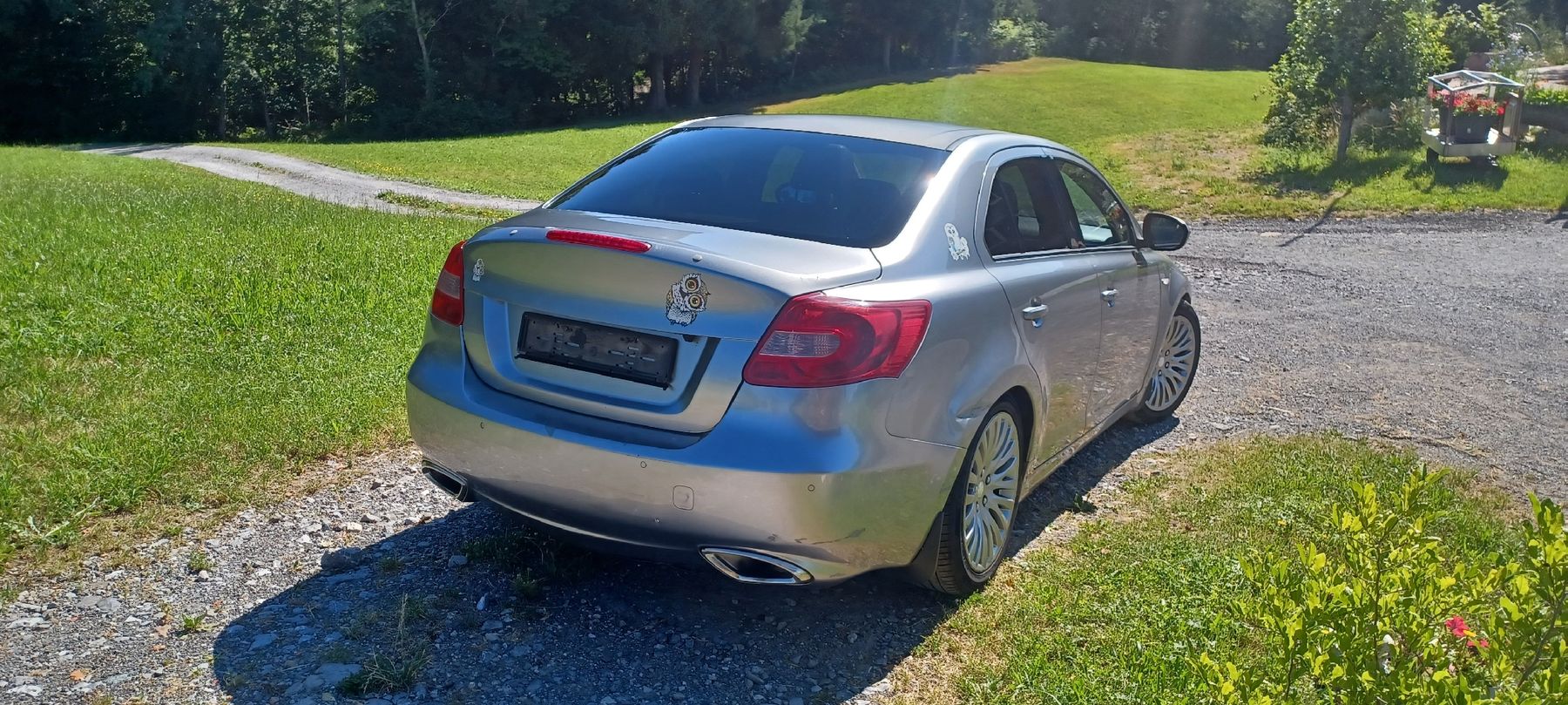 Suzuki Autos: Suzuki Kizashi 2.4l 4x4 – D'occasion à Stalden (Sarnen) par Riebli01 5