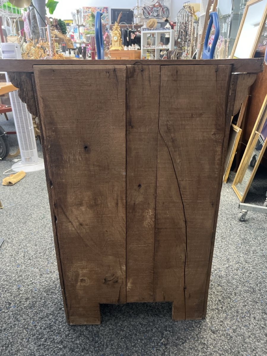Cassettiere: Antike Truhe, Holz, geschnitzt, rustikal, – Usato da Rorschach venduto da TrendyDeals 2