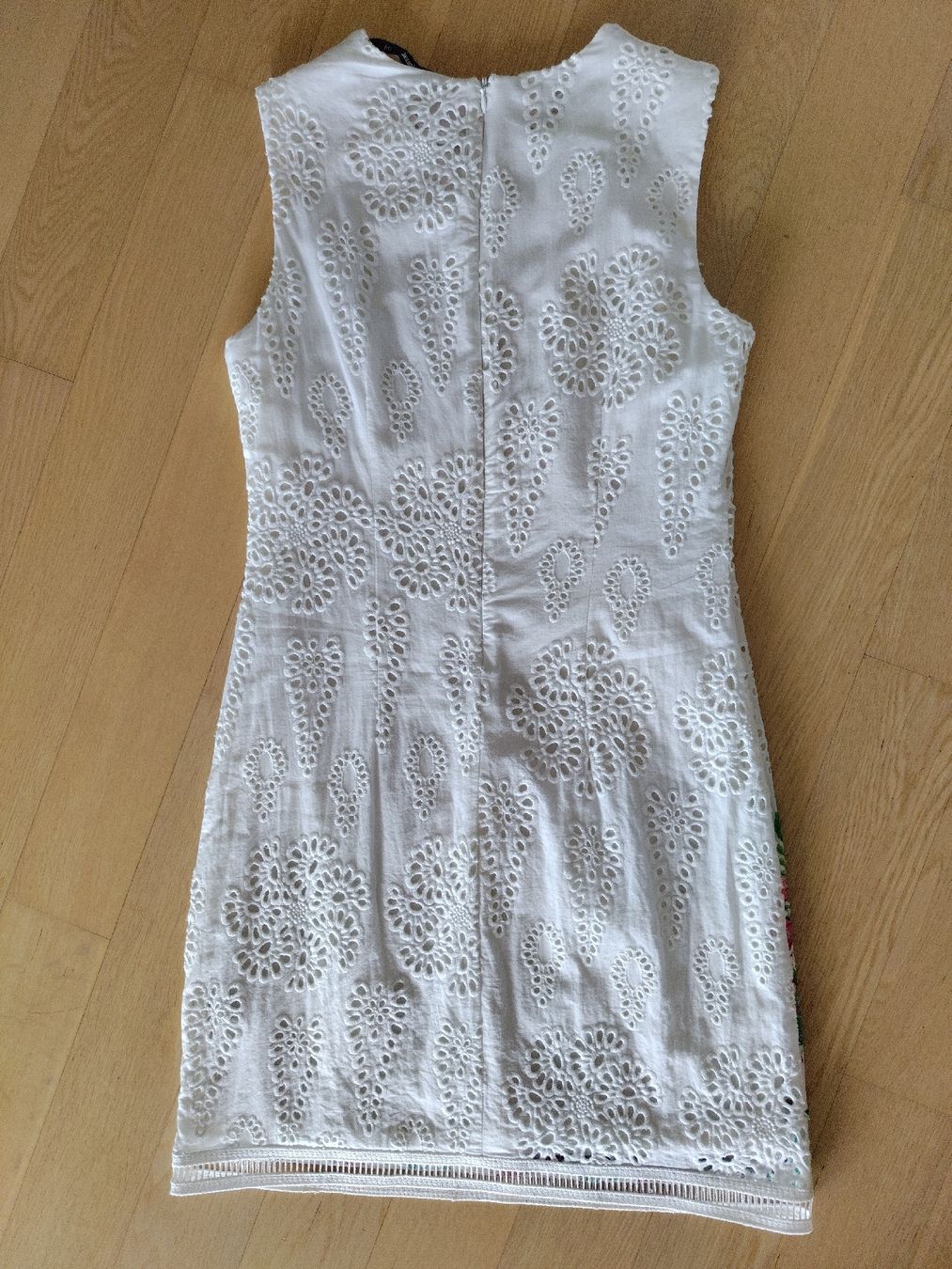 Desigual Vestiti: DESIGUAL Etui-Kleid weiss/bunt Taille 34 – Usato da Buchrain venduto da QueenyHE51 4