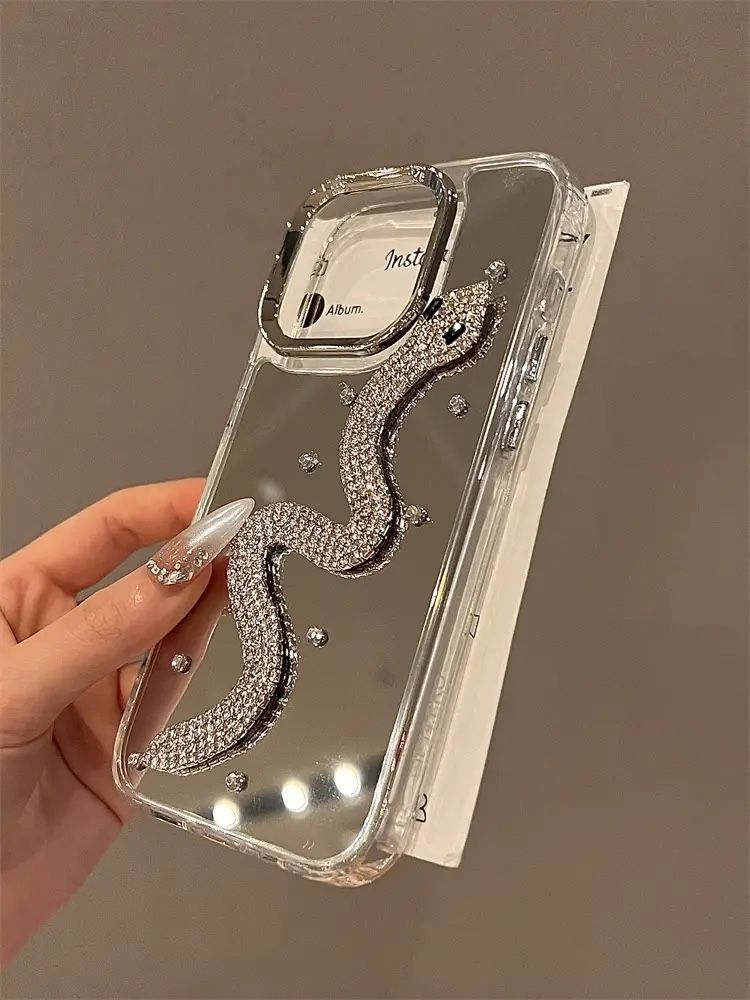 Apple Cover & Protezioni schermo: iPhone 15 Pro Max Hülle – Nuovo e nell'imballaggio originale da Winterthur venduto da danyar_1