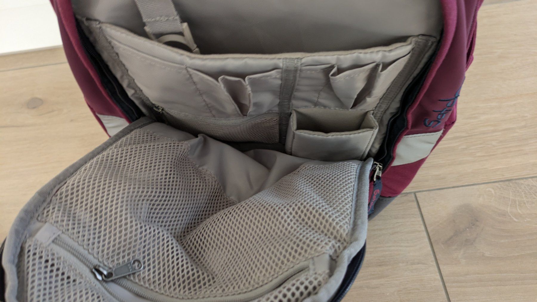 Satch Borse & Zaini: Neuwertiger Satch Schulrucksack - 24 Liter – Nuovo (secondo la descrizione) da Staufen venduto da Fleby84 4