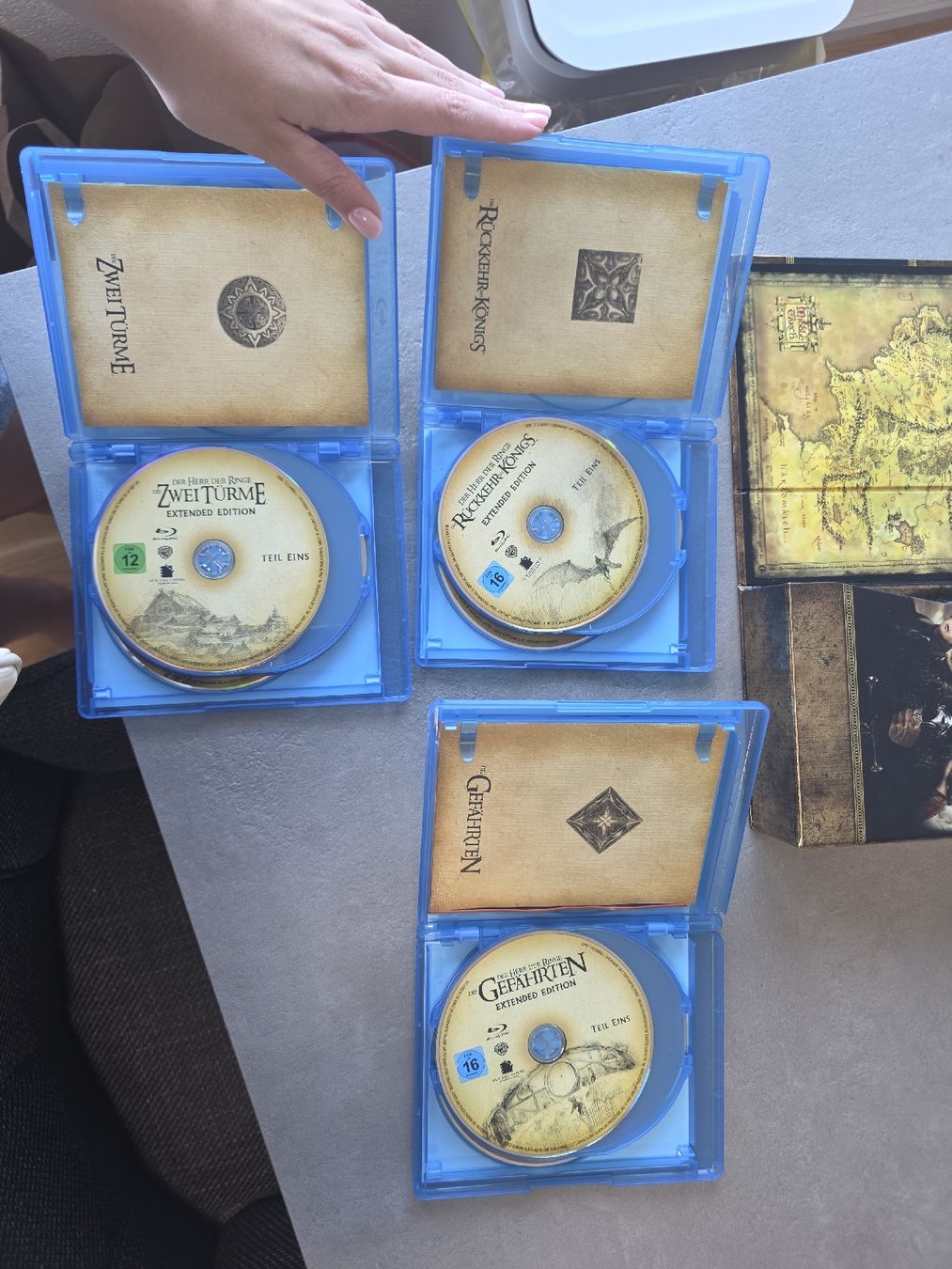 Tutti i DVDs: Der Herr der Ringe - Die Spielfilm Trilogie – Nuovo (secondo la descrizione) da Schlieren venduto da est_b2px 6