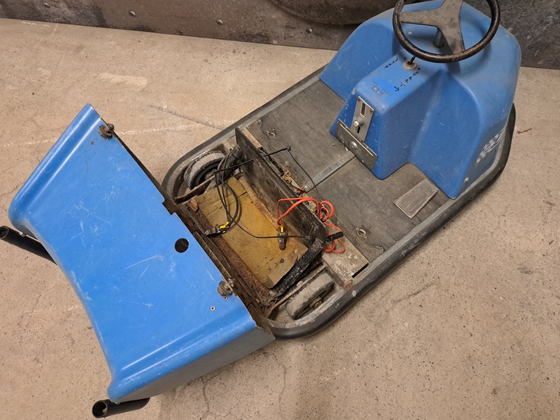 Altro: Autoscooter Putschauto Vintage Auto – Usato da Belp venduto da deal-now 5