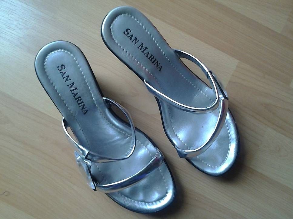 Chaussures femmes: Sandale argent gr. 38 - Sandalen grosse 38 – D'occasion à Icogne par luna.16 1