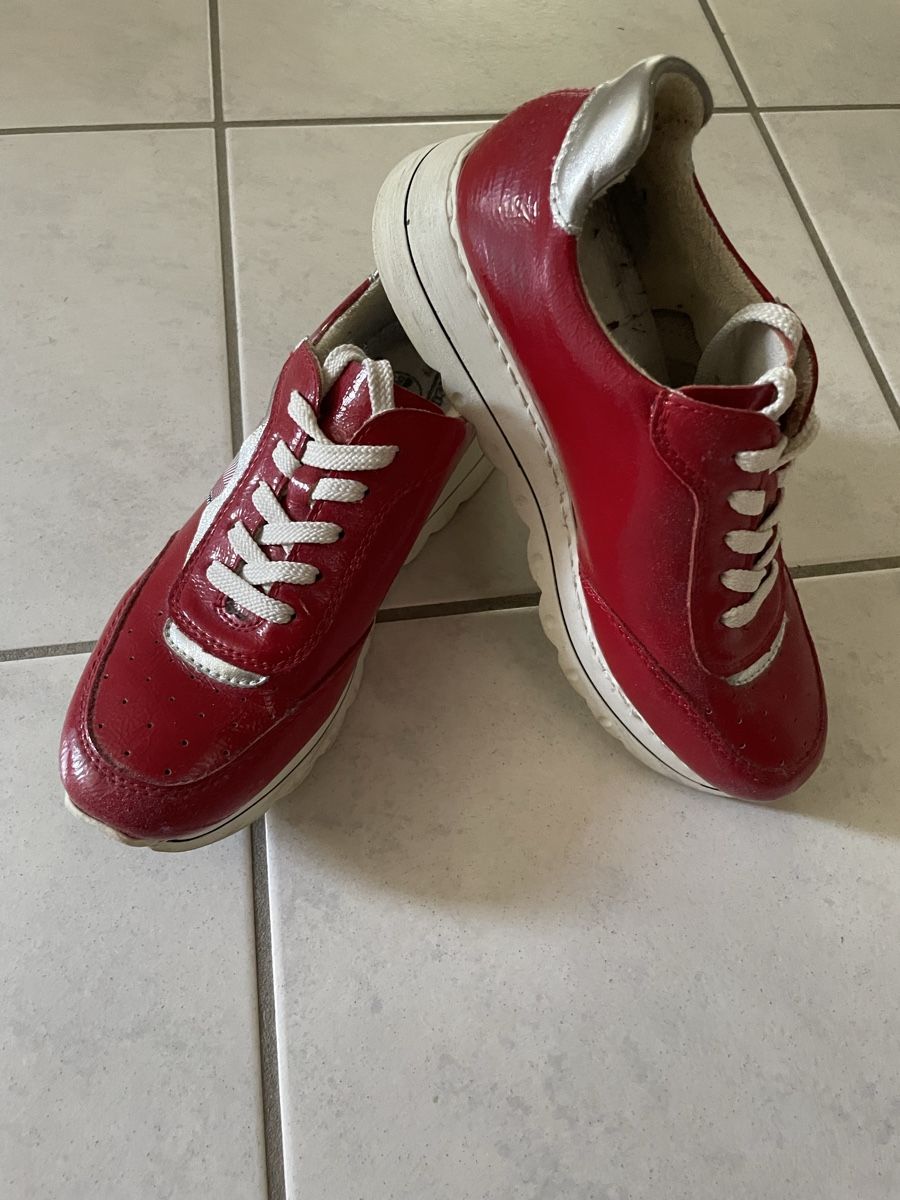 Rieker Scarpe da donna: Rieker Sneaker rot Damen Grösse 40 gebraucht – Usato da Langendorf venduto da PetLuna