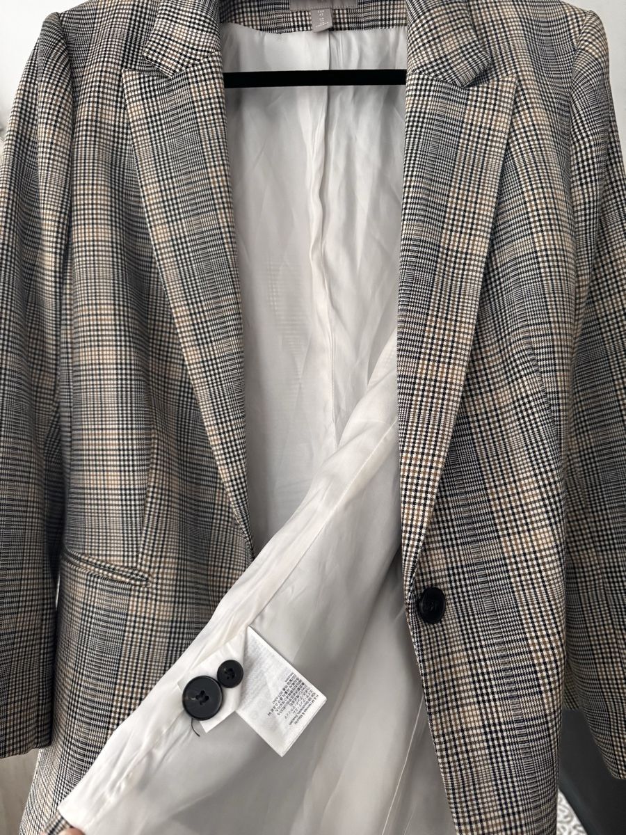 H&M Completi & Tailleur: Damen Anzug Set – Usato da Weite venduto da Quarantino 1