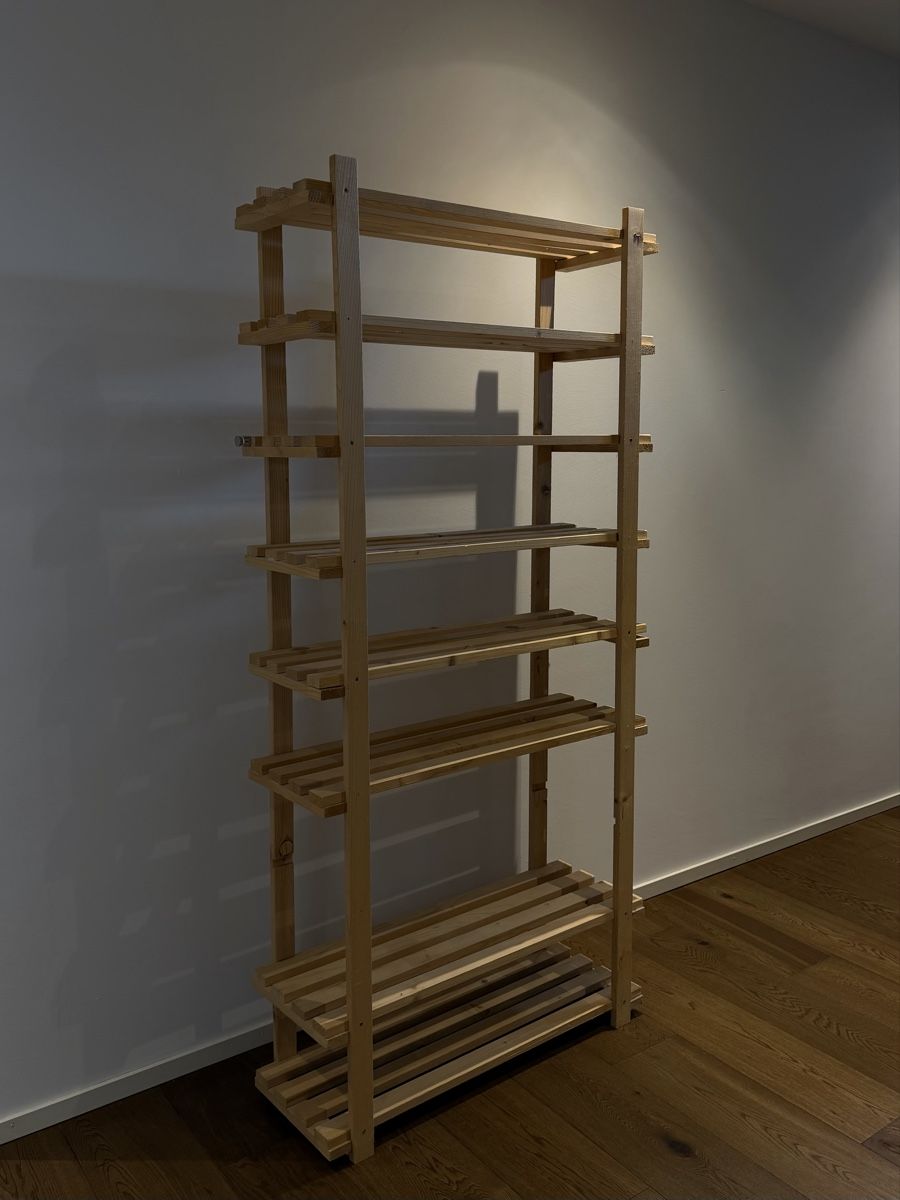 Scaffali: Holz Regal 8 Bretter – Usato da Neuhaus SG venduto da cynlo 1