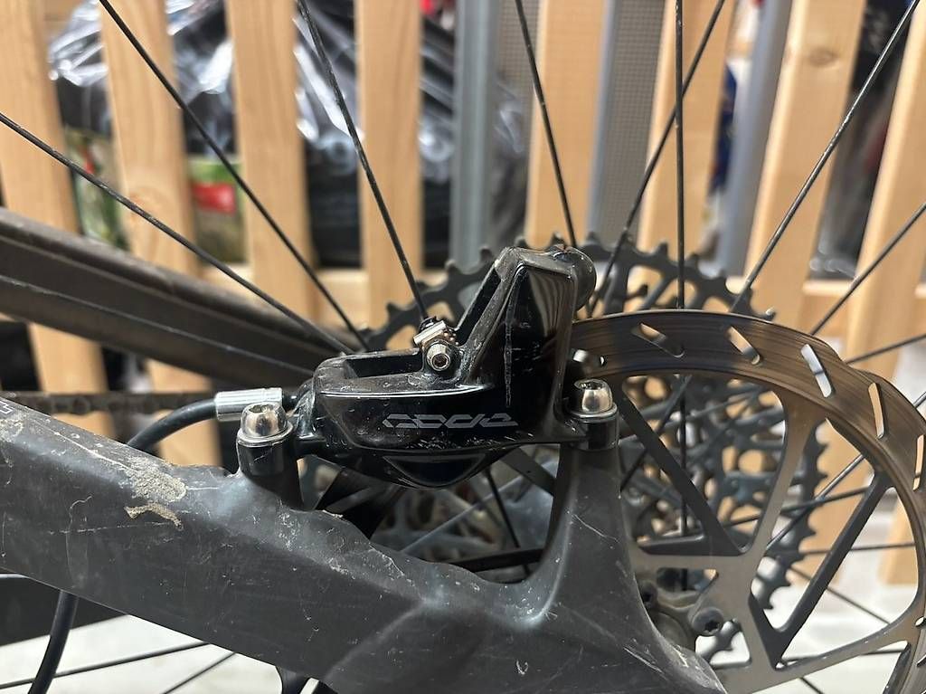 Ersatzteile: SRAM Code RSC Silver Stealth Scheibenbremsen Set – Gebraucht aus Zürich von pau_x88s 4