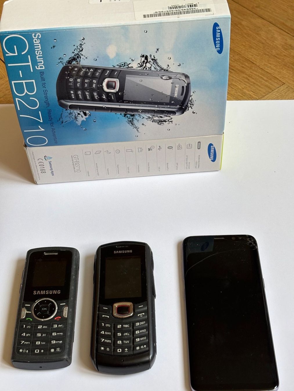 Samsung Handys / Smartphones: 3 alte Samsung Handys – Defekt aus Wangen b. Olten von oldies6