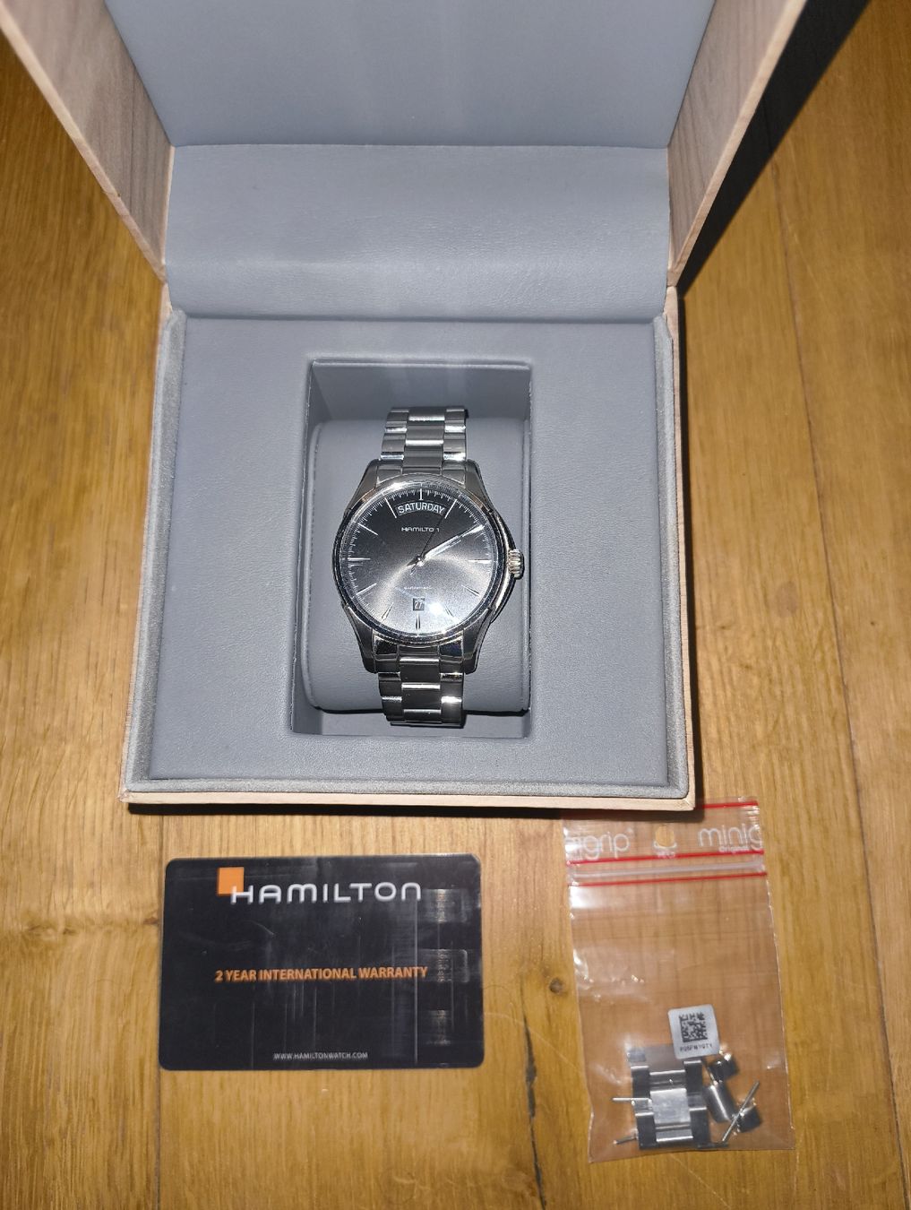Hamilton Uhren: Hamilton Jazzmaster Daydate – Gebraucht aus Solothurn von WolfOfTheWaldstreet
