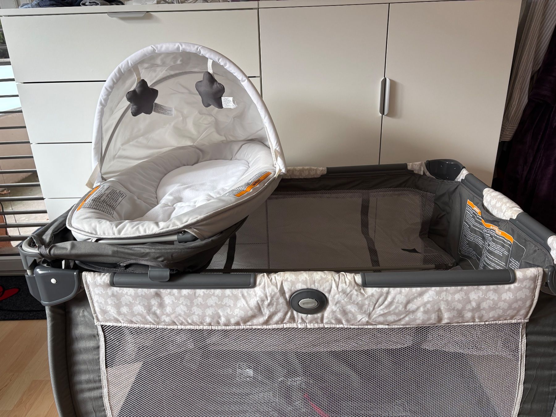 Letti: Graco Reisebett / Pack 'n Play mit Zubehör – Usato da Adliswil venduto da focalwizard 7