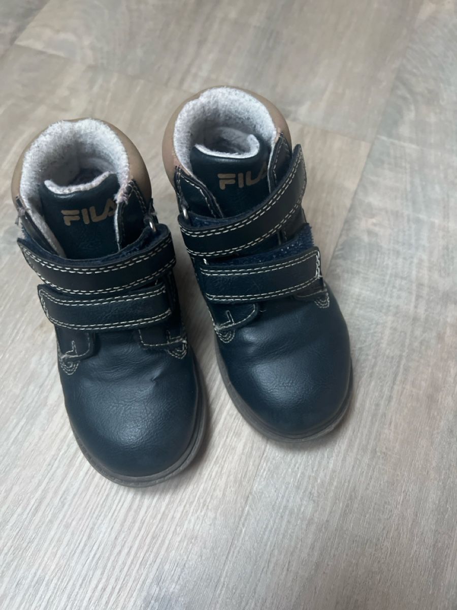 Fila Scarpe per ragazzi: Children Spring shoes – Usato da Bachenbülach venduto da Dana_Ondrasik