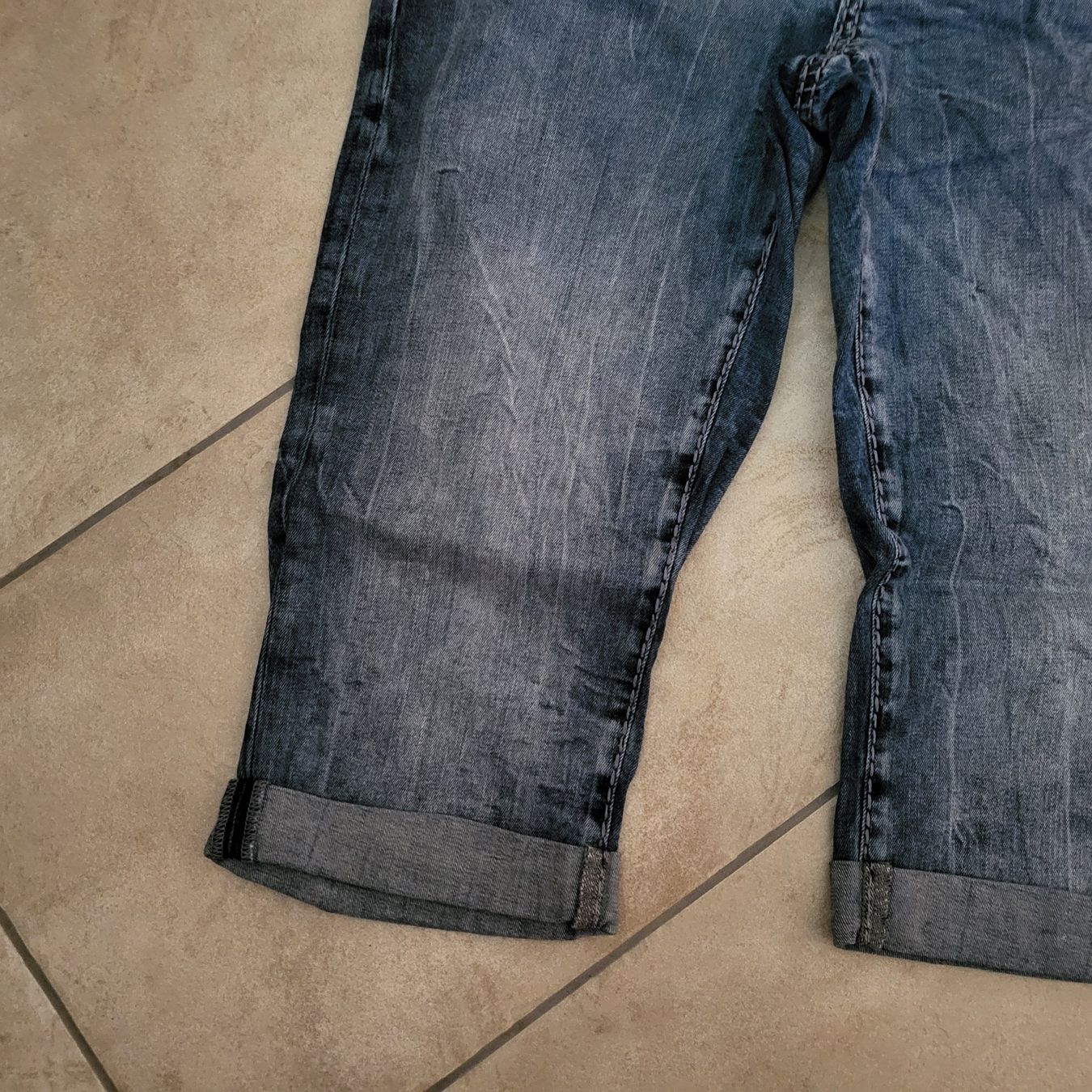 Soccx Jeans: Soccx 3/4 Jeans – Usato da Lostorf venduto da Benidomi1 2