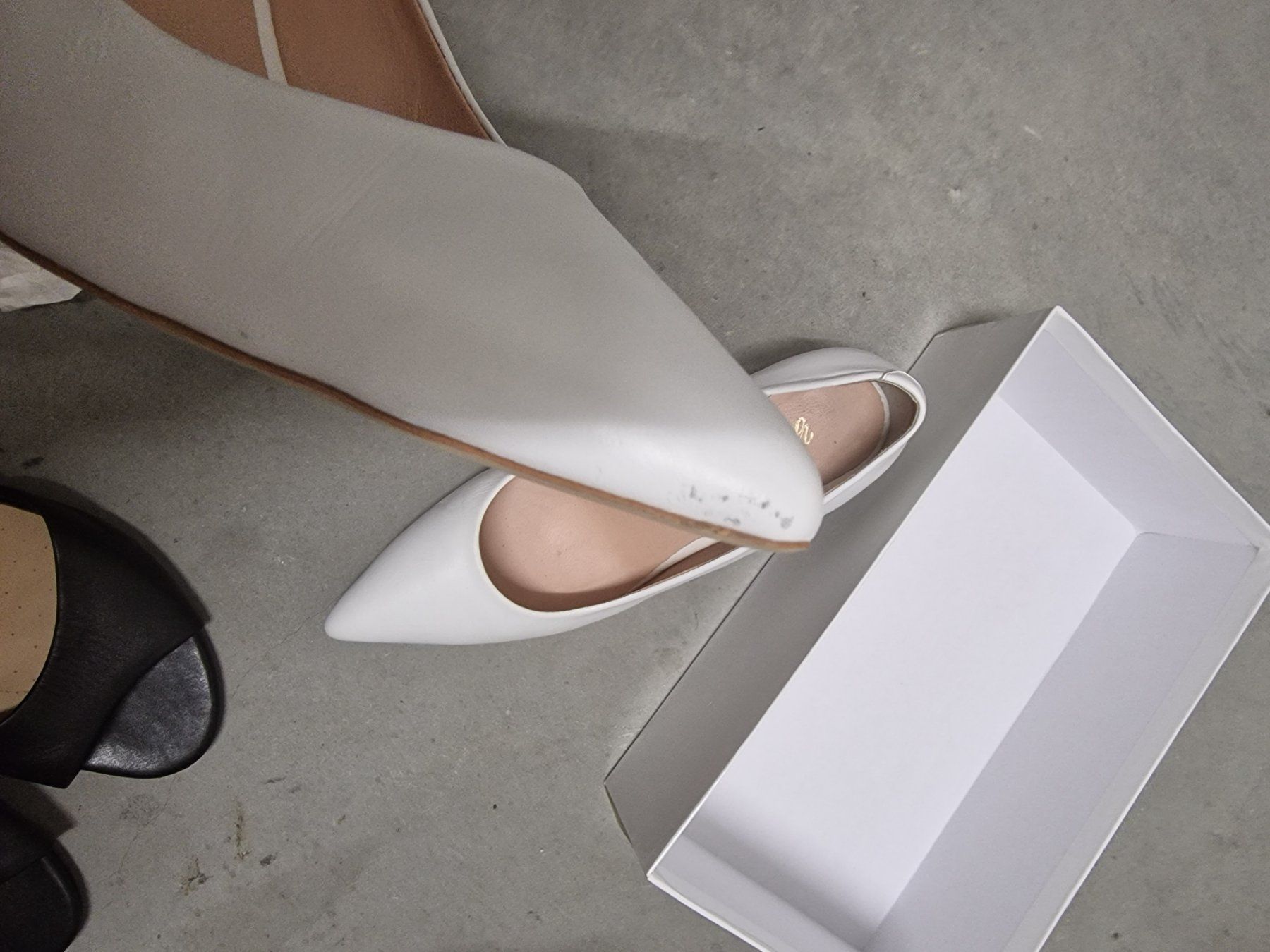 Scarpe da donna: Weiss Leder pumps Hochzeit Gr.39 – Usato da Münsingen venduto da InnaN 2
