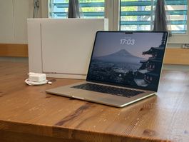 MacBook Air M4 2025 16GB/256GB