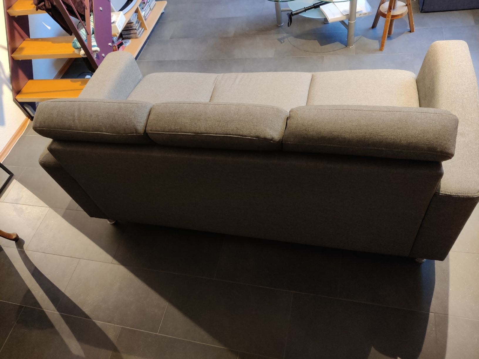 Divani: Gemütliches 3er Sofa hellgrau im Sommer-Angebot! – Usato da Radelfingen venduto da butzlibu 3