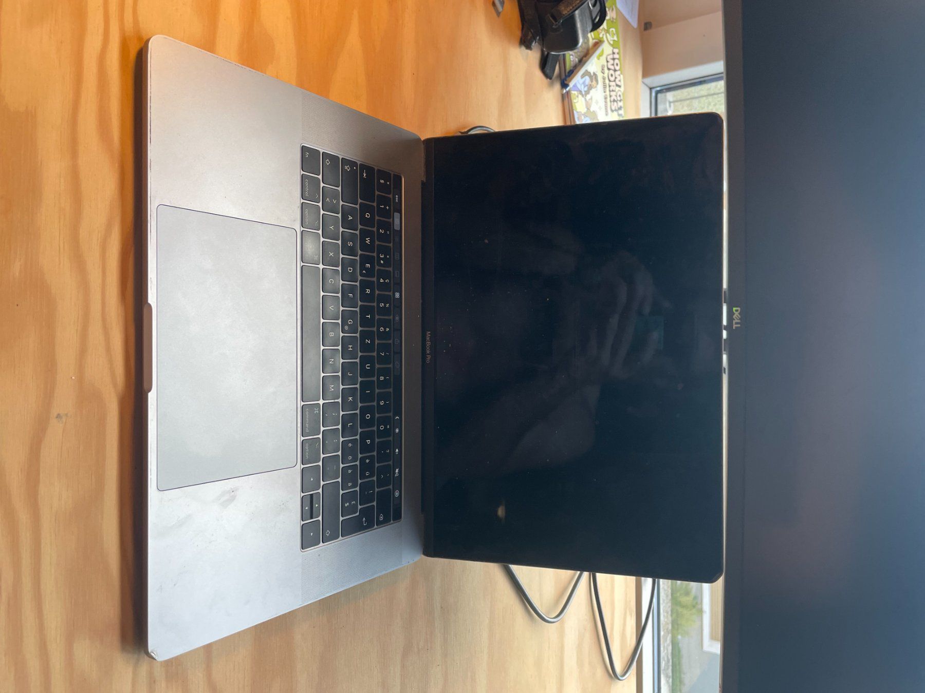 Apple Notebooks: MacBook Pro 15-inch, 2017 – Gebraucht aus Zürich von ste_czw8 5
