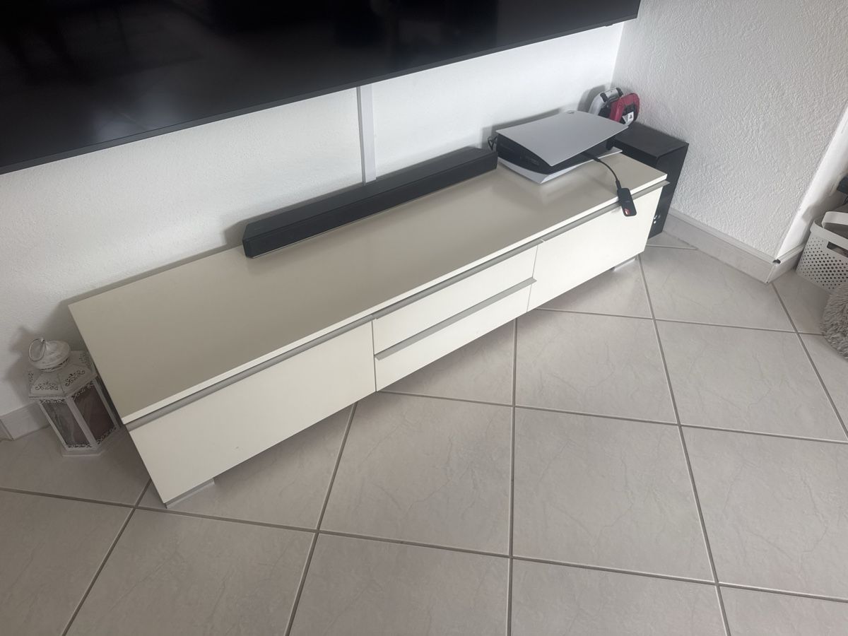 Meubles TV: TV-Möbel 180cm Breit – D'occasion à Kloten par pascalthomet 1