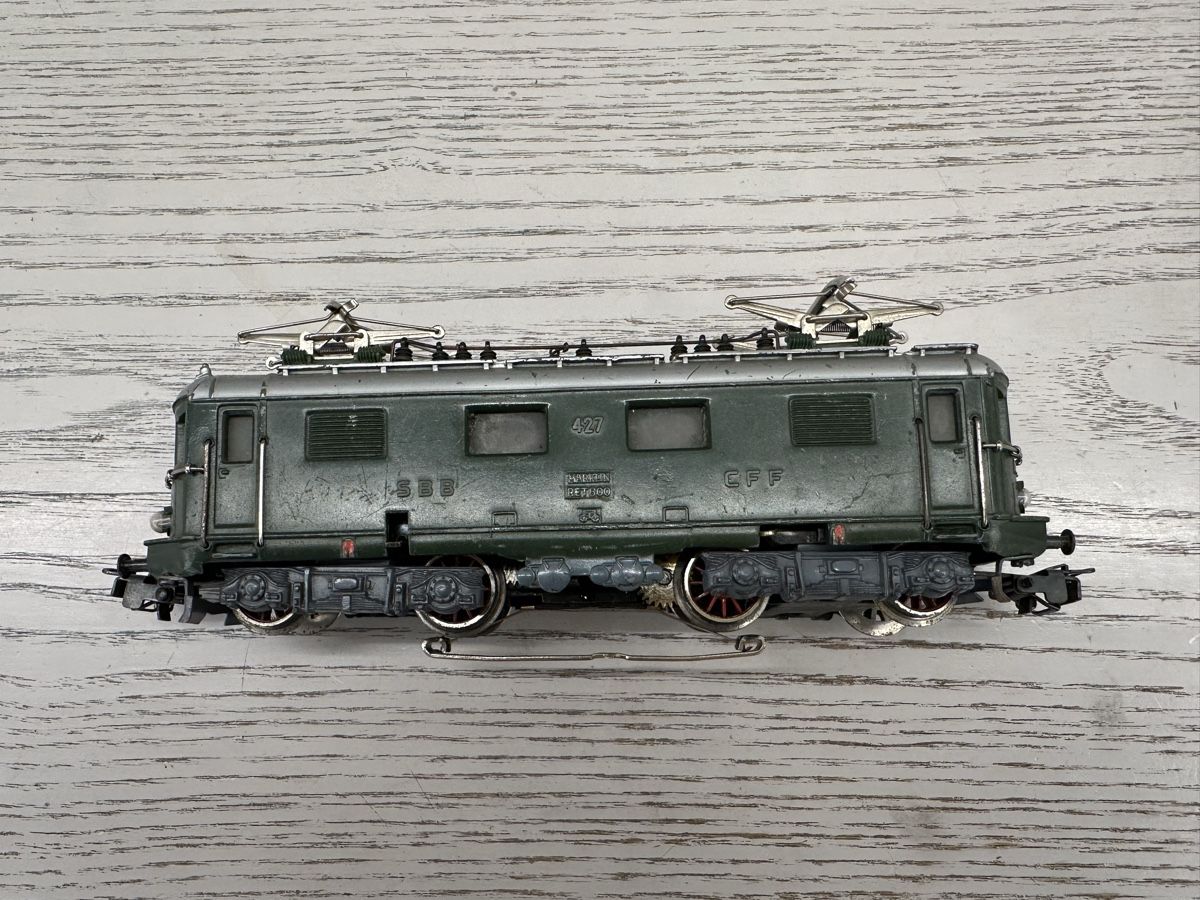 Märklin Modelleisenbahnen: Märklin 3014 RET800 SBB Re 4/4 I – Gebraucht aus Lupsingen von New-Haven 3