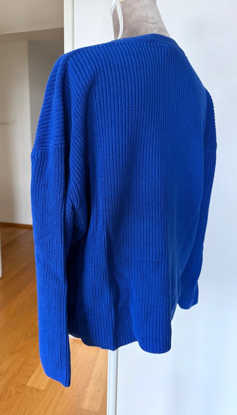 Hugo Boss Maglioni & Felpe: Wunderschöner kobaltblauer Pullover von Boss, Gr. L, neuwert – Nuovo (secondo la descrizione) da Kreuzlingen venduto da shopaholicatheart_3 2