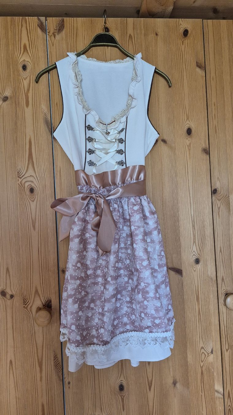 Vestiti: Dirndlkleid mit Schürze – Nuovo (secondo la descrizione) da Lumbrein venduto da seraina_capaul 1