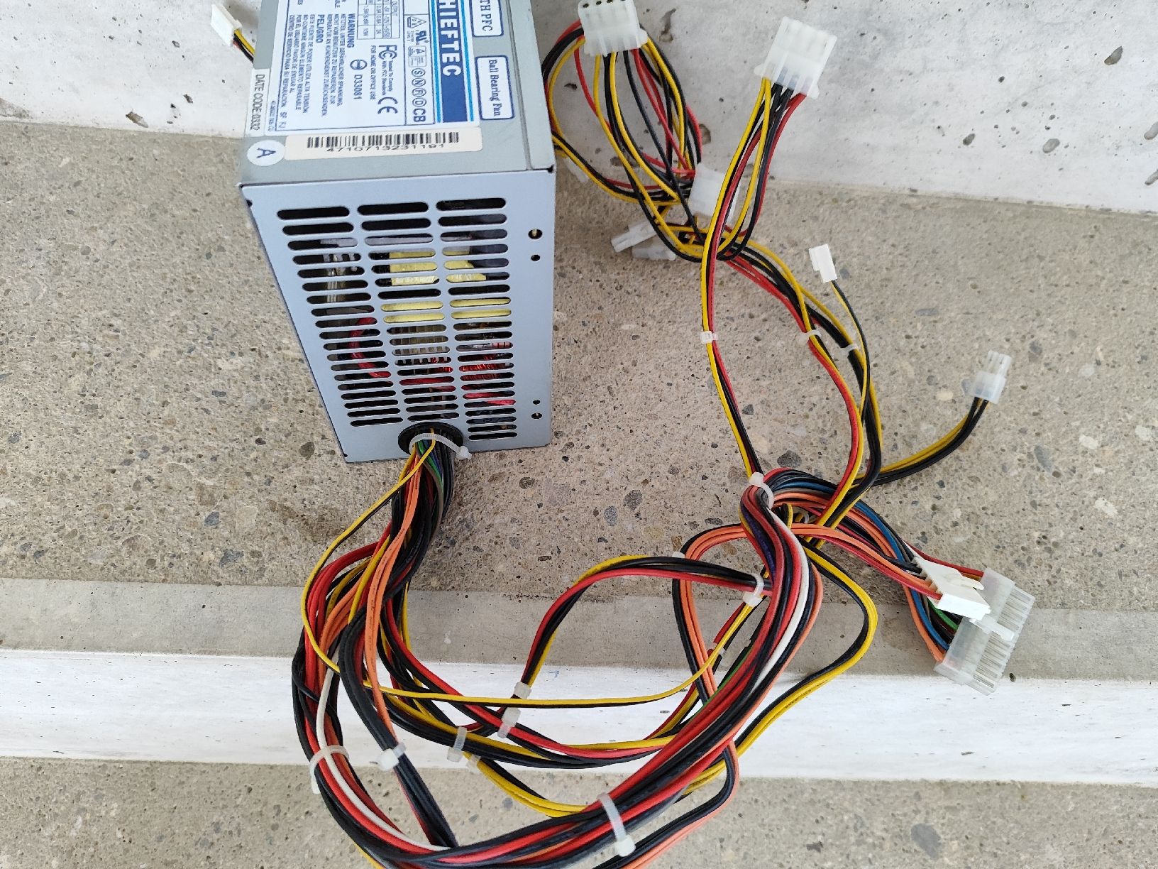 Chieftec Elektronikbauteil: Chieftec HPC-360-202 ATX 12V PC Power Supply, Tested – Defekt aus Mülligen von vagos85