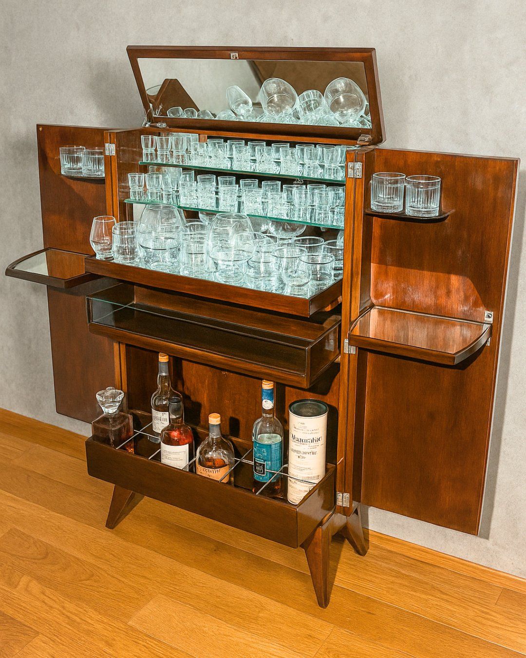Credenze: MEUBLE BAR EXTENSIBLE – Usato da Moutier venduto da Vintage-signature 2